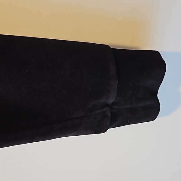 Fashion Nova velvet TRACKSUIT (top and bottom) - Picture 6 of 6